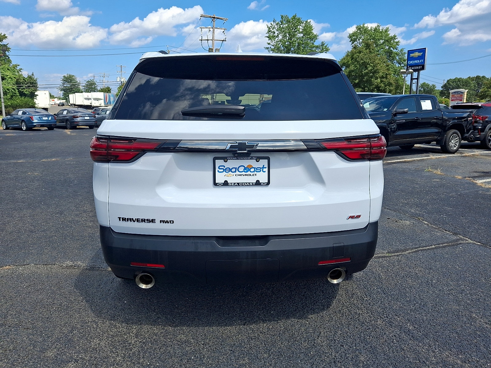 Used 2023 Chevrolet Traverse RS w/ LPO, Floor Liner Package AWD/4WD image 5