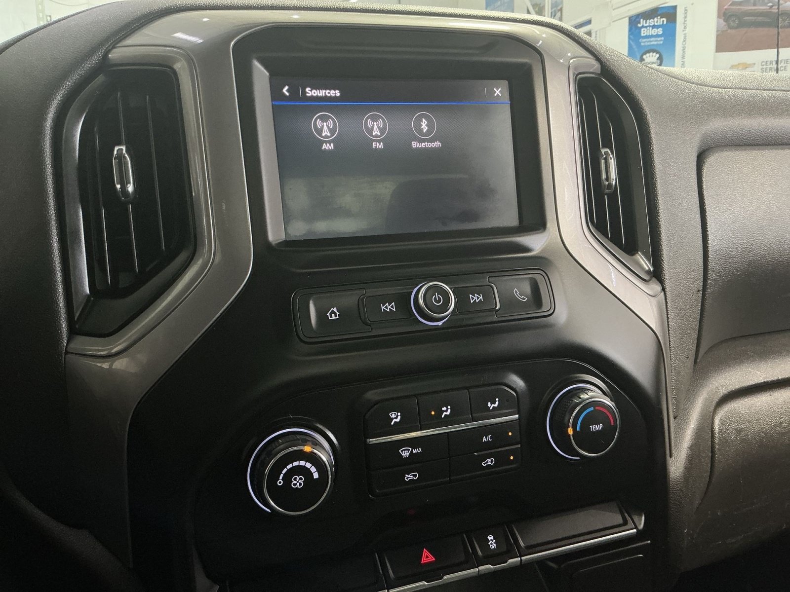 Used 2020 Chevrolet Silverado 1500 W/T AWD/4WD image 19