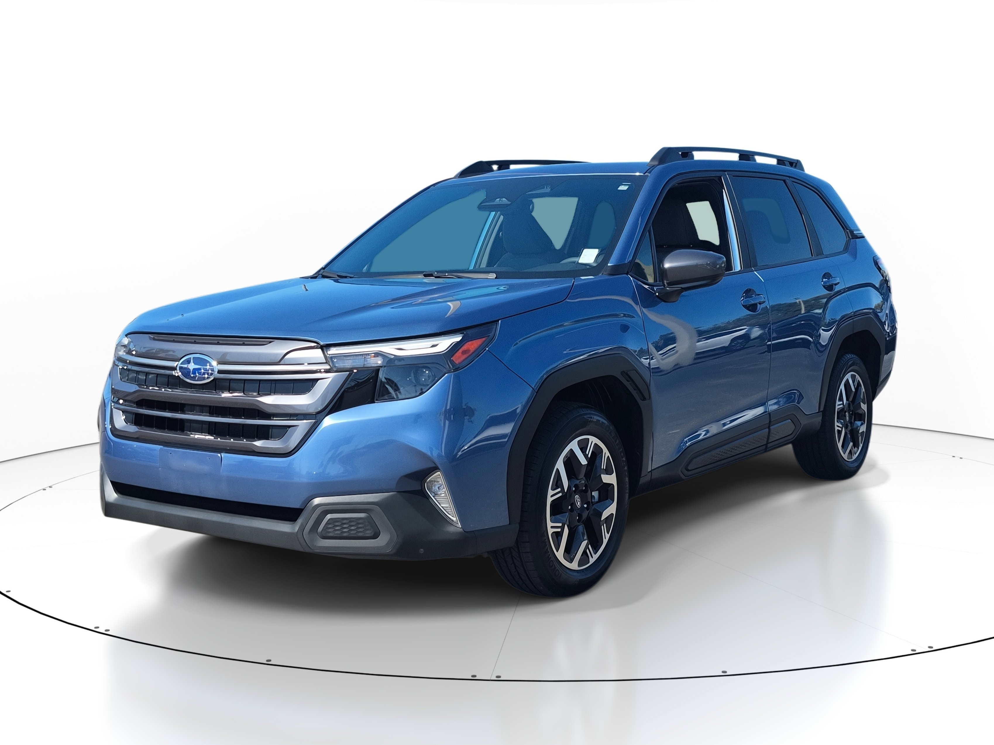 Certified 2025 Subaru Forester Premium image 3