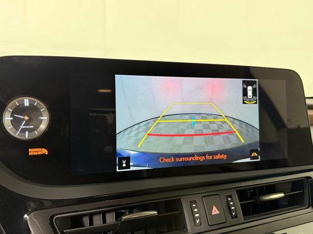 Certified 2025 Lexus ES 300h 300h w/ Premium Package image 21