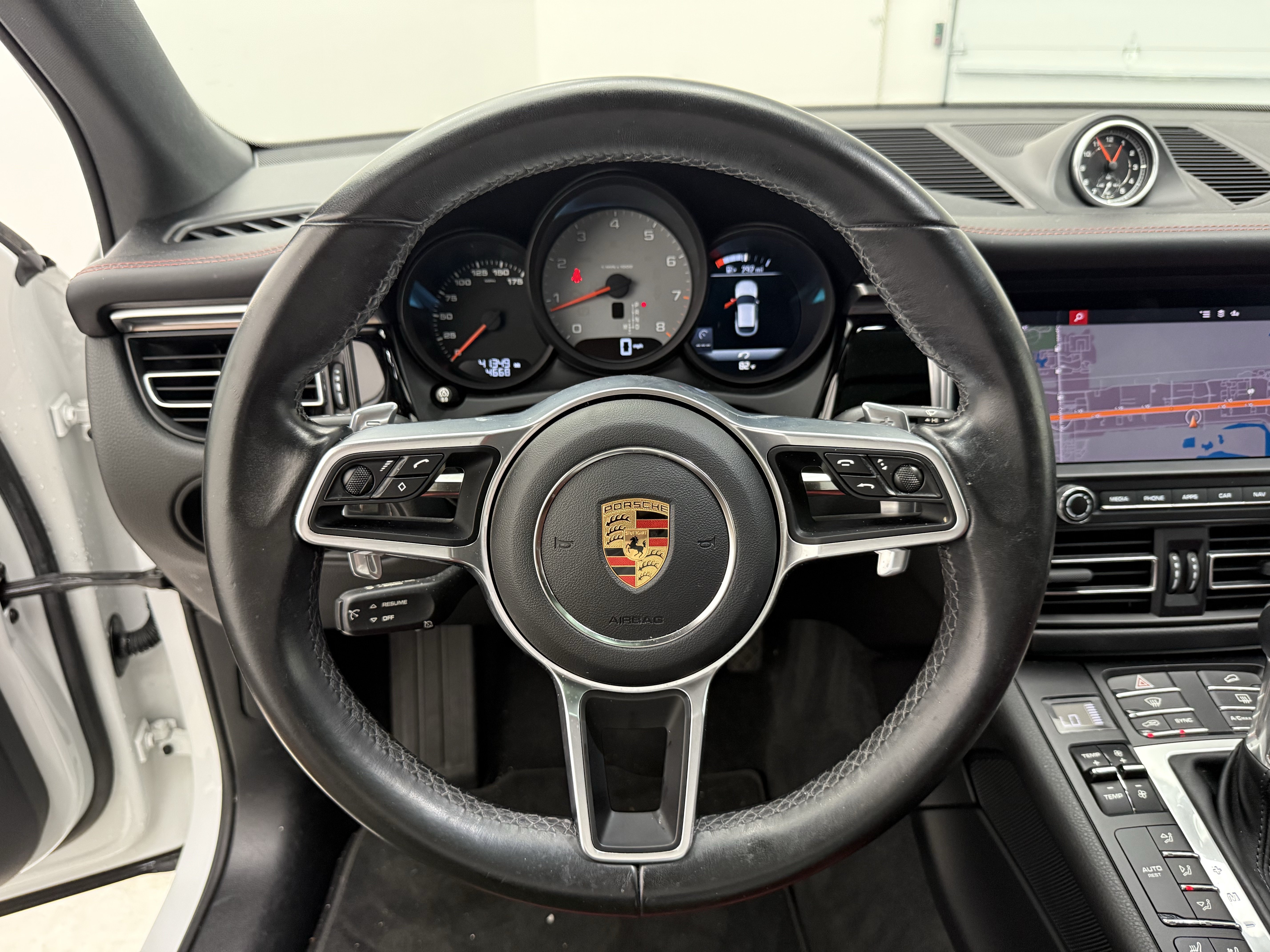 Used 2020 Porsche Macan S AWD/4WD image 15