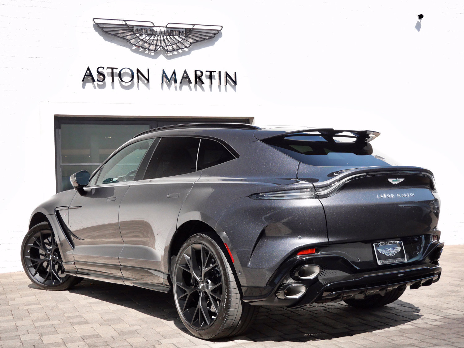 New 2026 Aston Martin DBX S AWD/4WD image 2