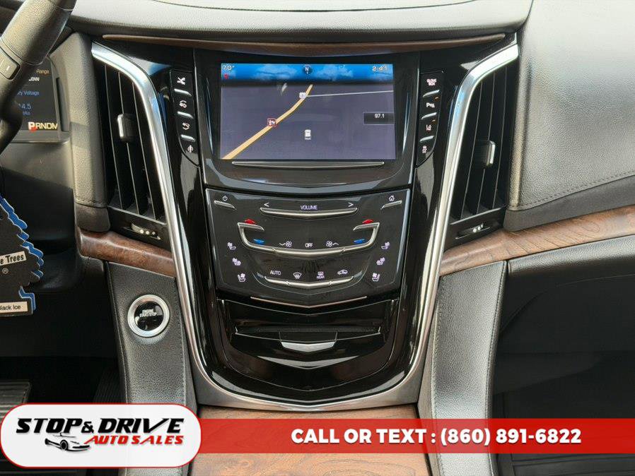 Used 2015 Cadillac Escalade Premium image 11