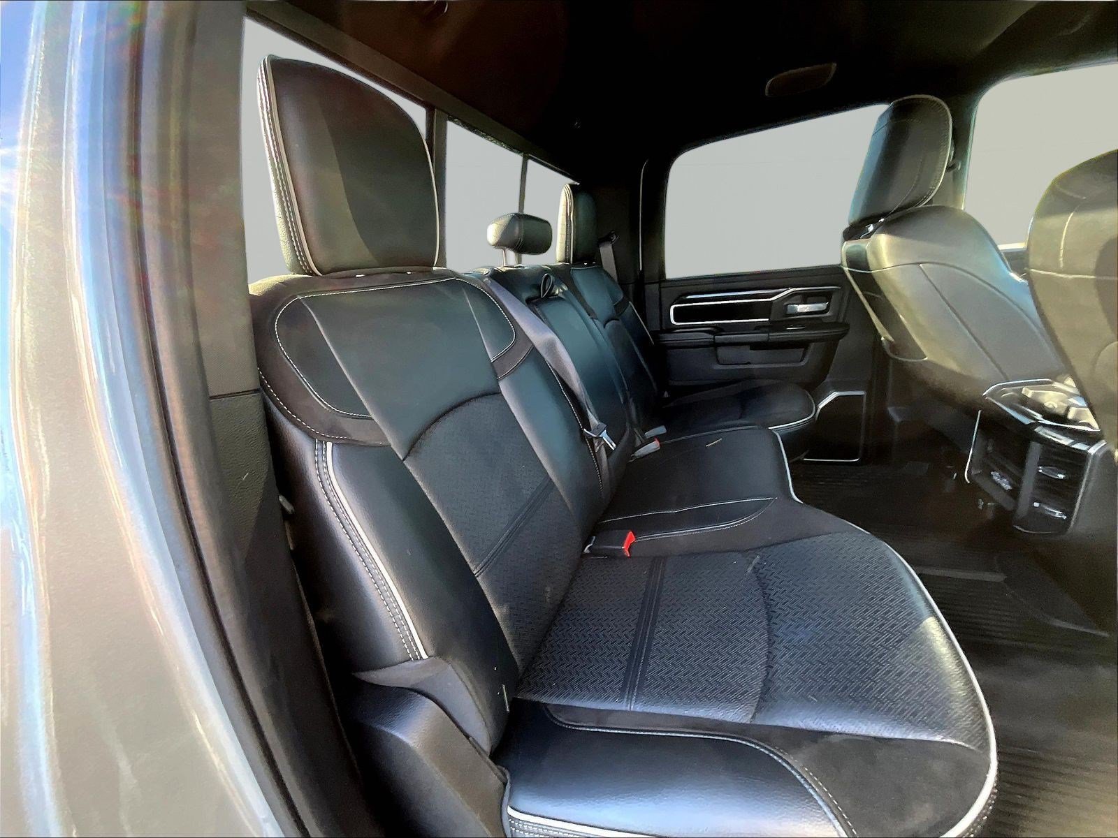 Used 2022 RAM 3500 Laramie w/ Night Edition AWD/4WD image 26