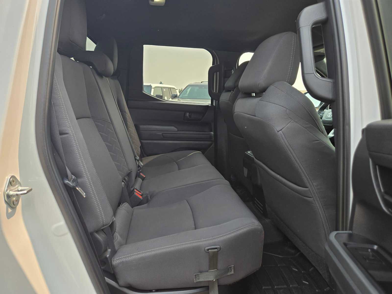 Used 2024 Toyota Tacoma SR5 w/ SR5 Upgrade Package AWD/4WD image 14