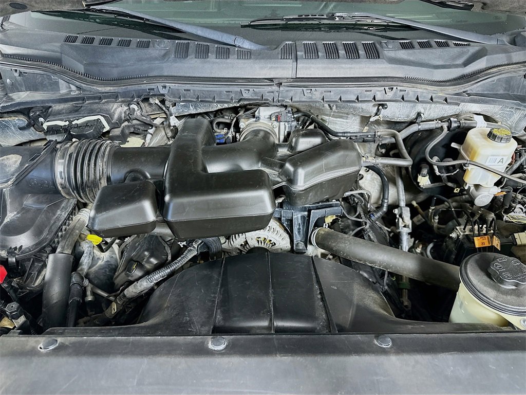 Used 2019 Ford F250 Platinum w/ FX4 Off-Road Package image 32