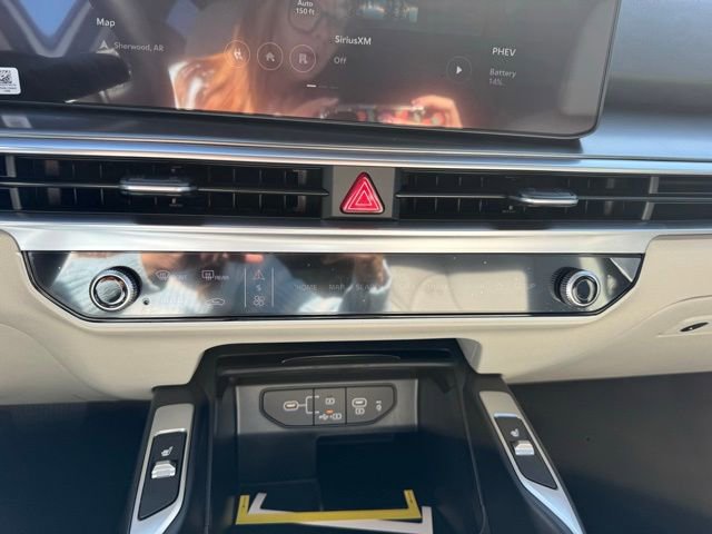 New 2025 Kia Sorento EX AWD/4WD image 18