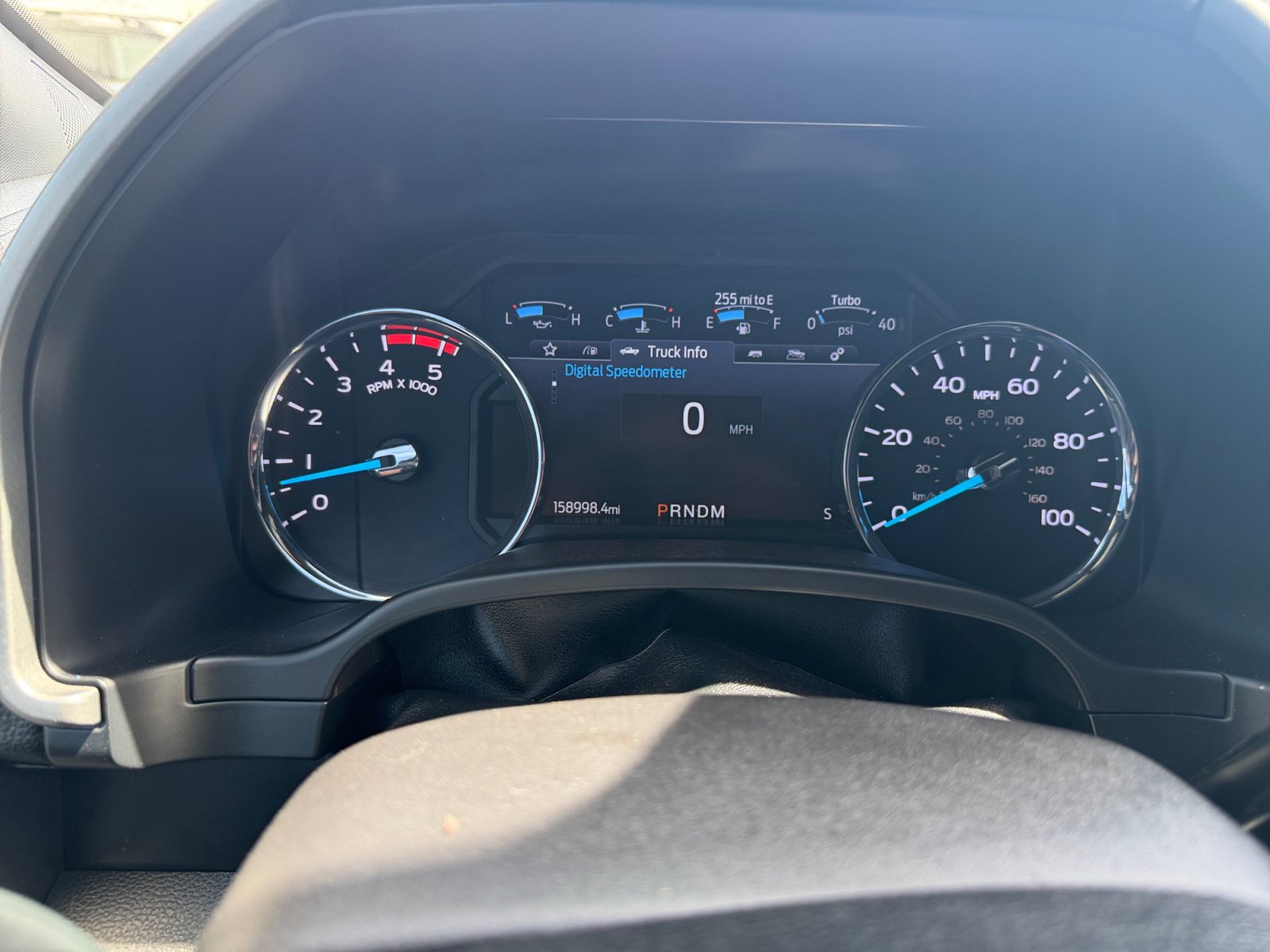 Used 2020 Ford F250 Platinum w/ FX4 Off-Road Package AWD/4WD image 21