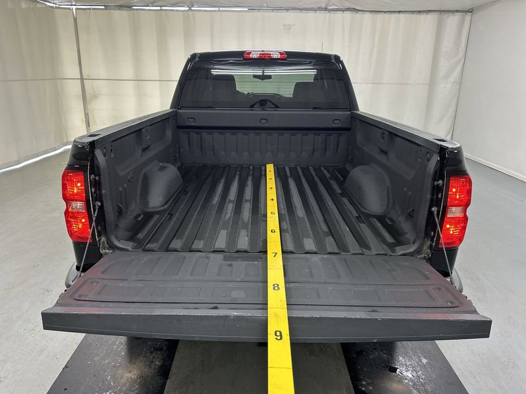 Used 2018 Chevrolet Silverado 1500 Custom w/ Custom Value Package AWD/4WD image 21