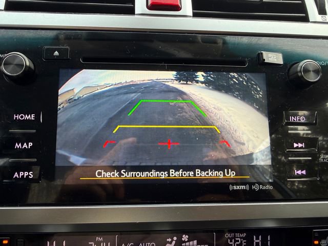 Used 2017 Subaru Outback 2.5i Premium image 11