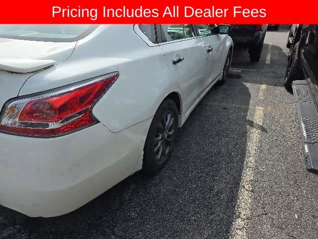 Used 2015 Nissan Altima 2.5 S w/ Special Edition Package FWD image 6