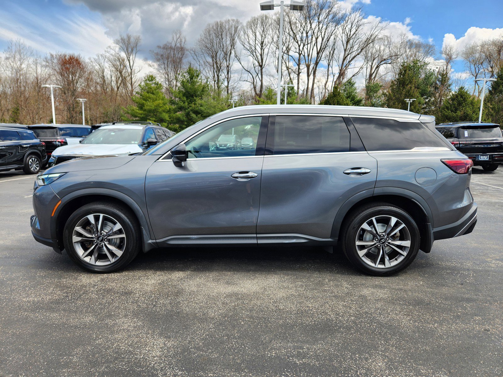 Certified 2023 INFINITI QX60 Luxe w/ Cargo Package image 5