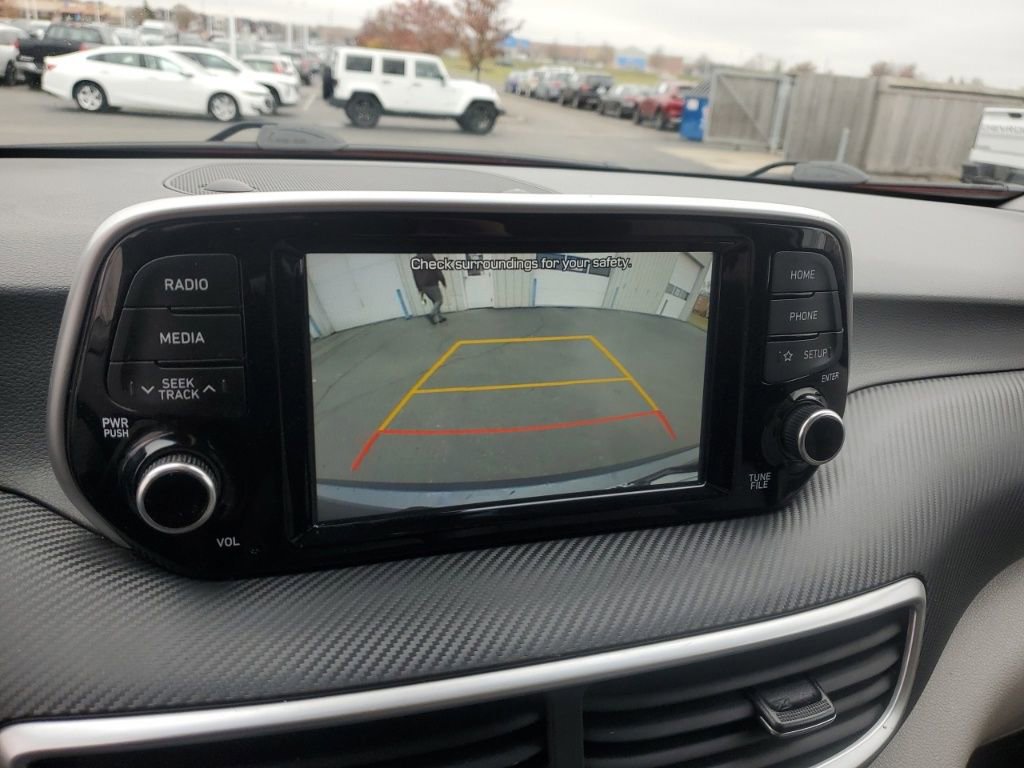 Used 2019 Hyundai Tucson SE image 18