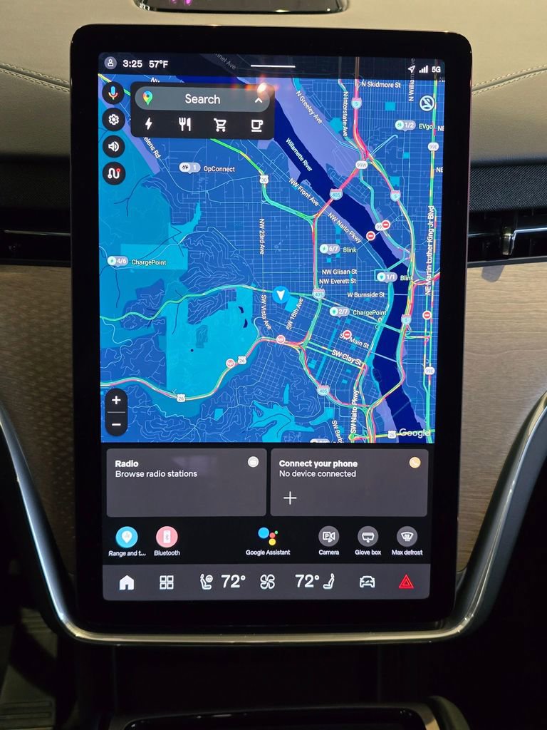 Certified 2025 Volvo EX90 Plus image 28