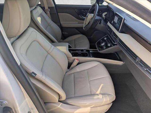 Used 2022 Lincoln Corsair Reserve w/ Luxury Package image 21