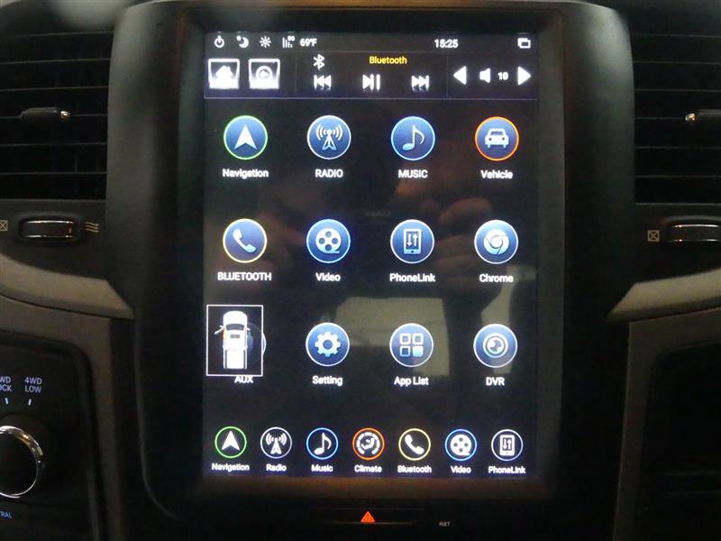 Used 2018 RAM 3500 Tradesman w/ Chrome Appearance Group image 34