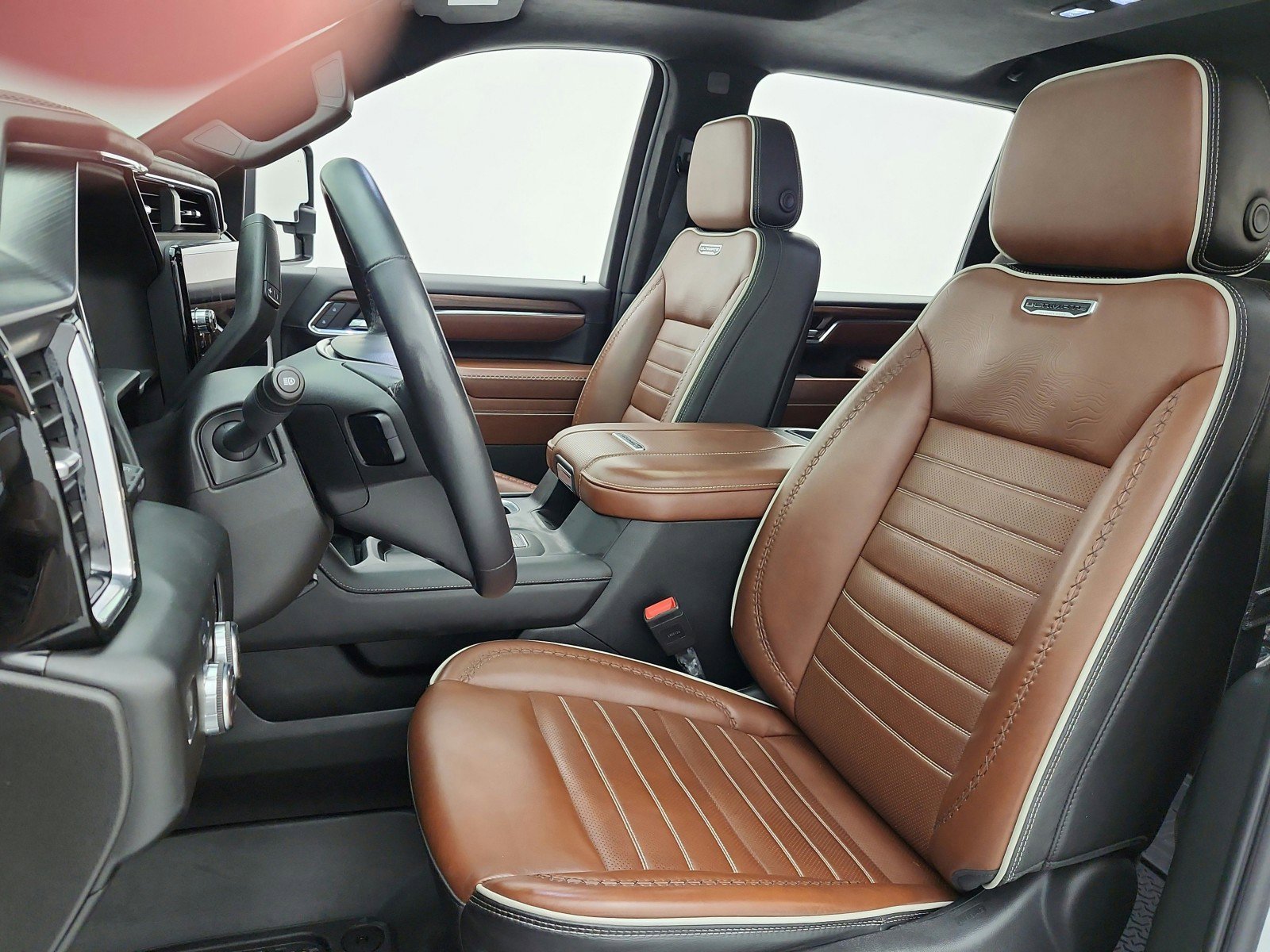 Used 2024 GMC Sierra 2500 Denali Ultimate w/ Max Trailering Package image 10