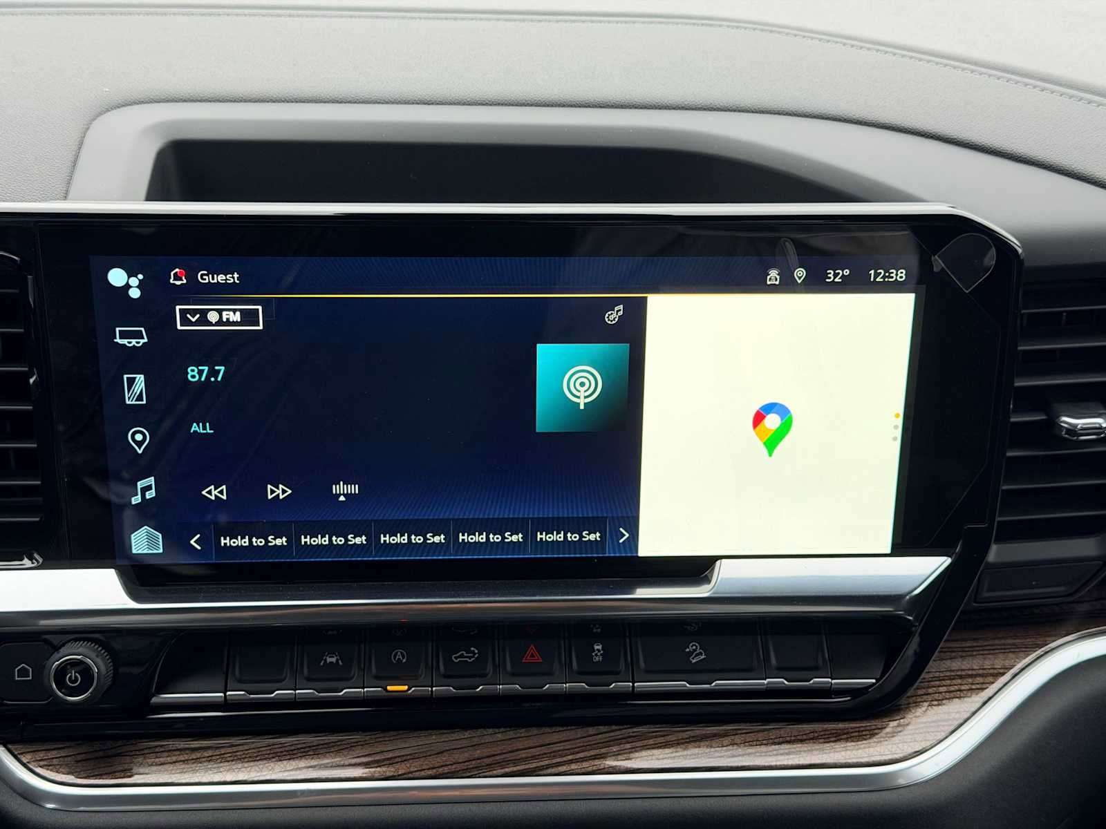 New 2026 Chevrolet Silverado 1500 RST w/ Dark Appearance Package image 30