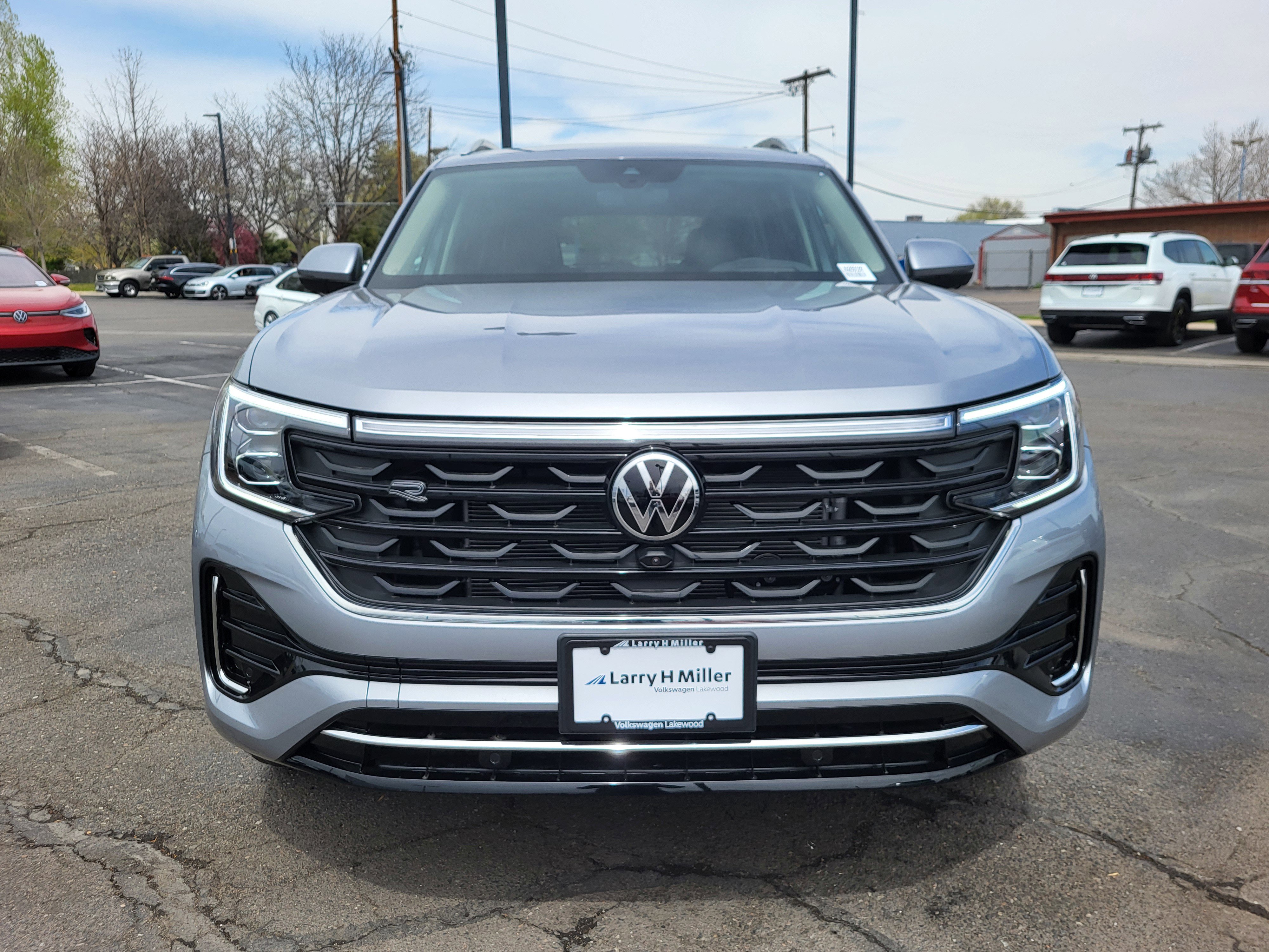 New 2025 Volkswagen Atlas SEL Premium R-Line image 8