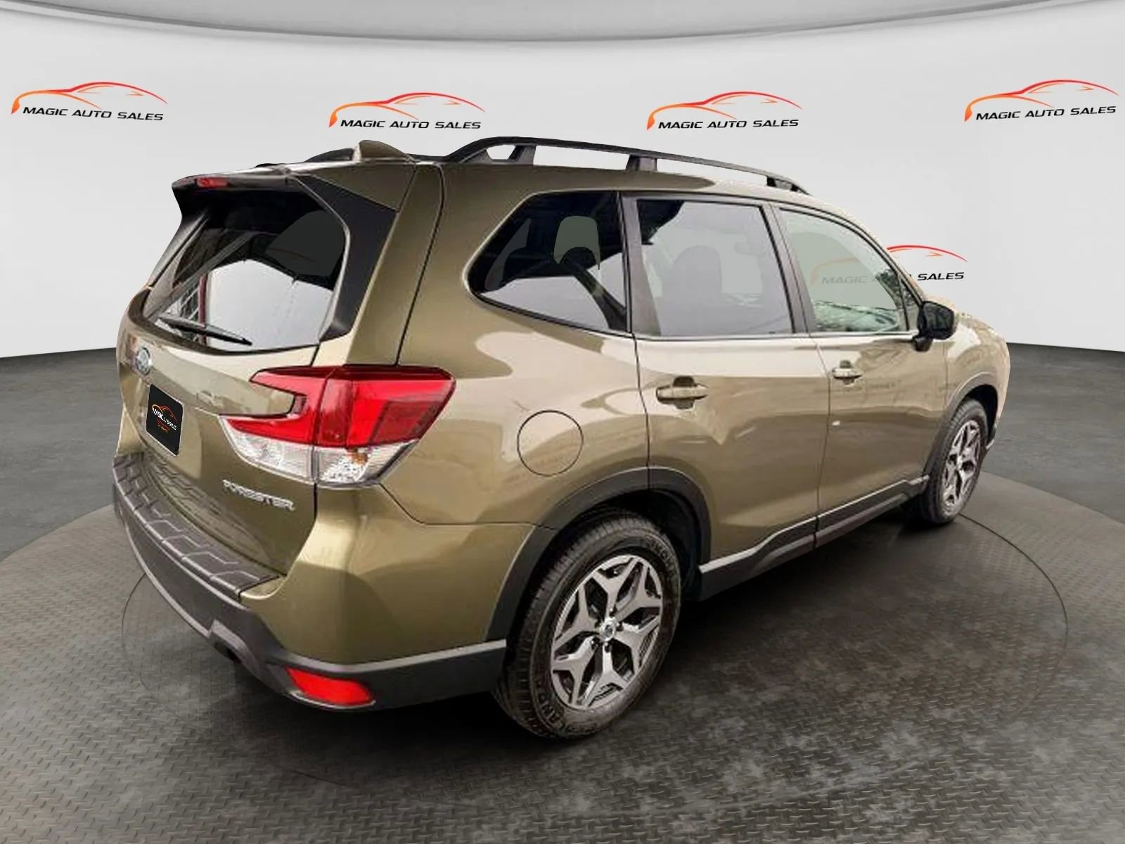 Used 2022 Subaru Forester Premium AWD/4WD image 11