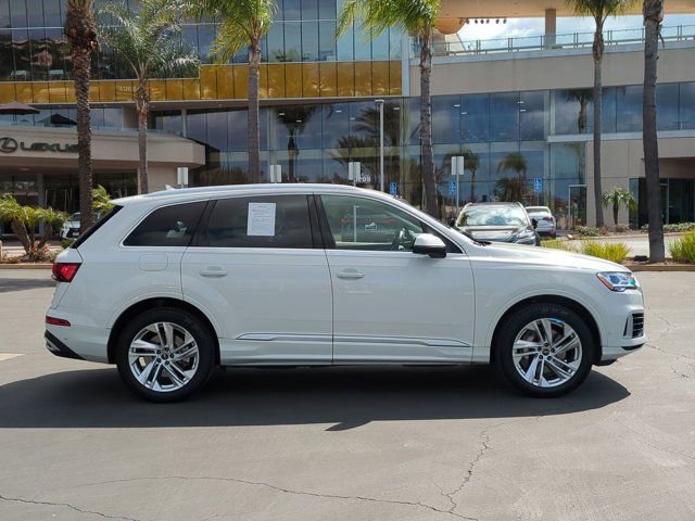Used 2023 Audi Q7 3.0T Premium Plus image 4