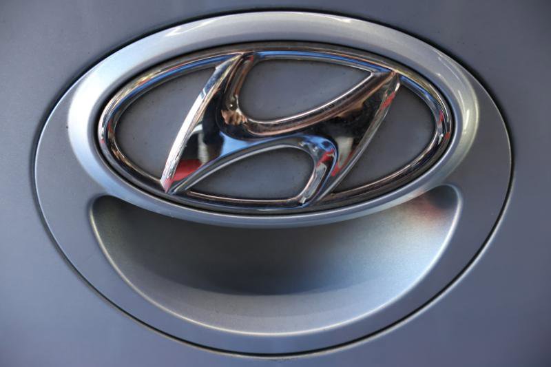 Used 2013 Hyundai Accent SE image 9