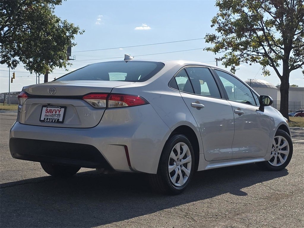 Used 2024 Toyota Corolla LE image 14