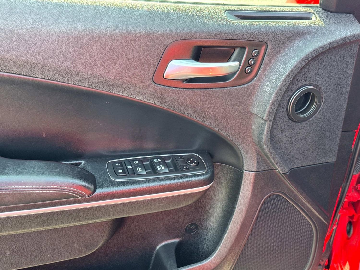 Used 2019 Dodge Charger SXT w/ Leather Interior Group image 24