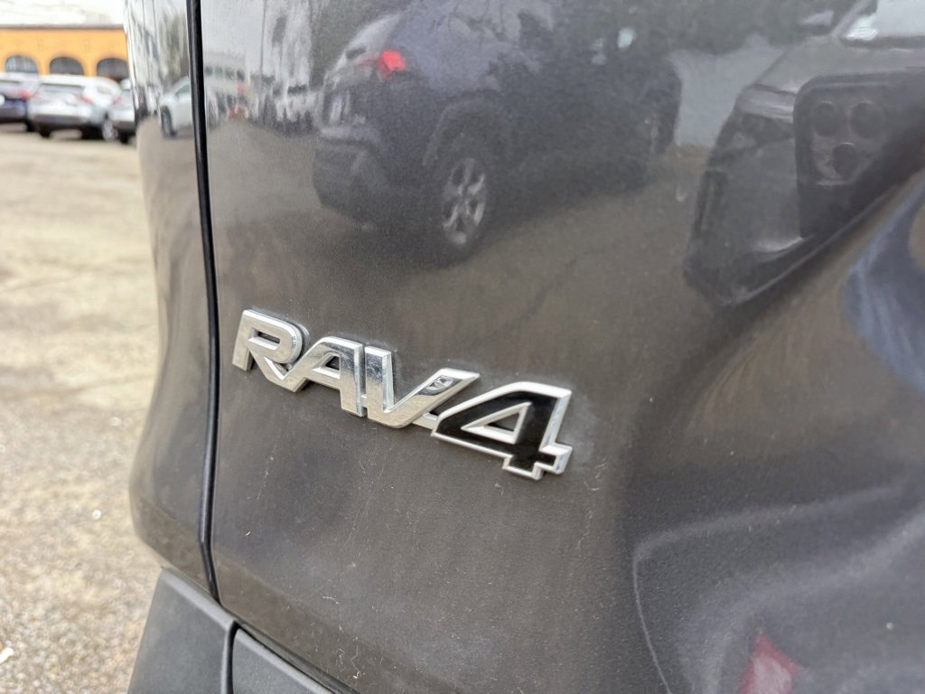 Used 2025 Toyota RAV4 XLE w/ Convenience Package image 8