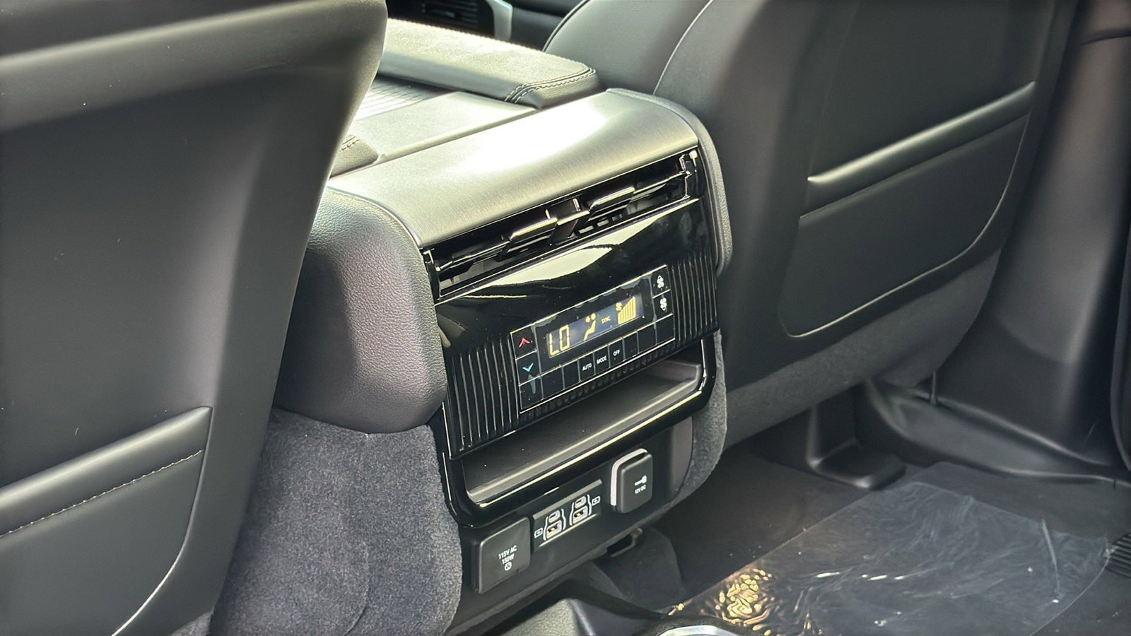 New 2026 Jeep Grand Wagoneer 4WD image 29