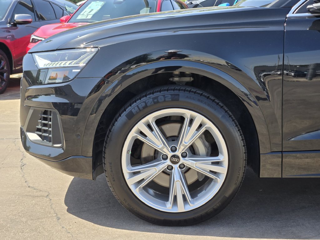 Certified 2023 Audi Q8 Premium Plus w/ Premium Plus Package AWD/4WD image 13