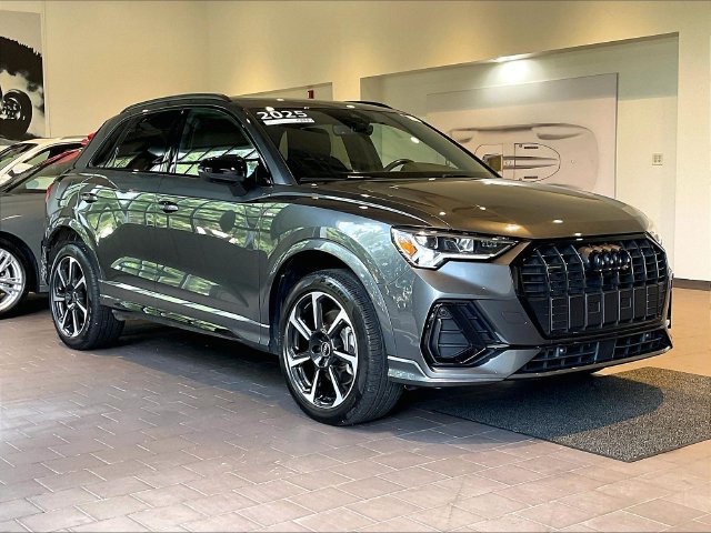 Certified 2025 Audi Q3 2.0T Premium Plus w/ Premium Plus Package