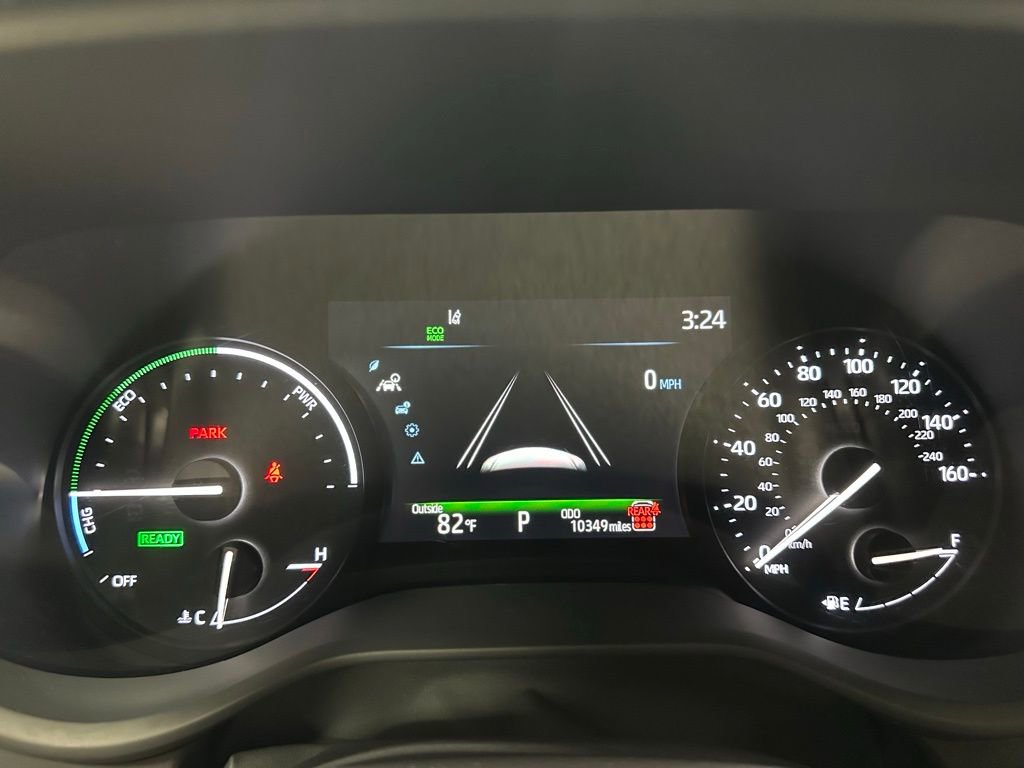 Used 2025 Toyota Sienna LE image 22