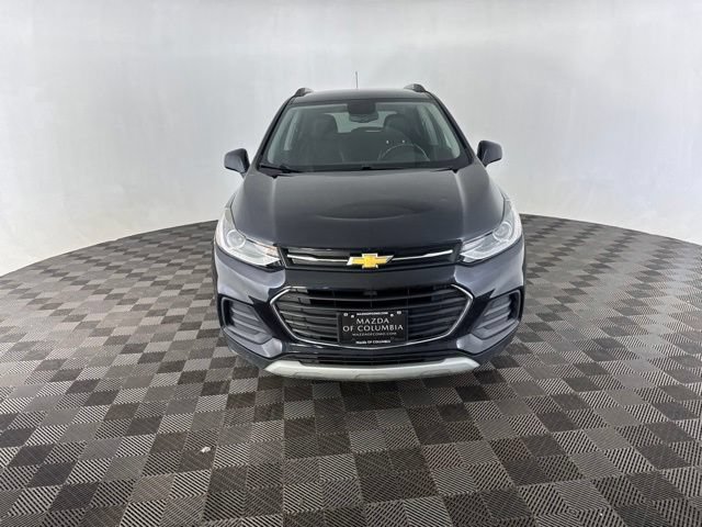Used 2022 Chevrolet Trax LT w/ Driver Confidence Package AWD/4WD image 2