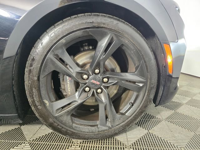 Used 2020 Chevrolet Camaro SS image 21