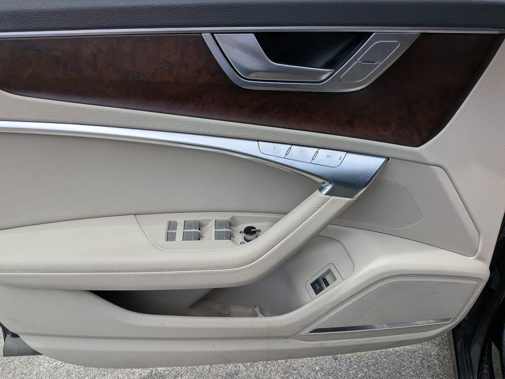 Used 2019 Audi A6 3.0T Premium Plus w/ Premium Plus Package AWD/4WD image 14