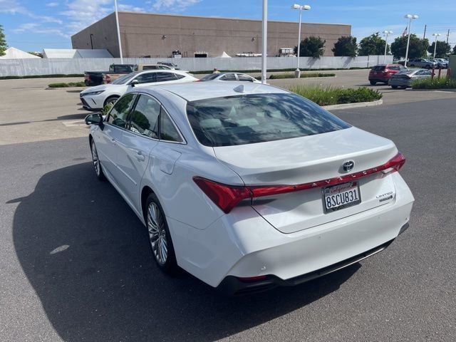 Used 2020 Toyota Avalon Limited w/ Advanced Safety Package FWD image 7