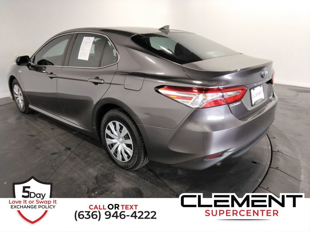 Used 2020 Toyota Camry LE image 7