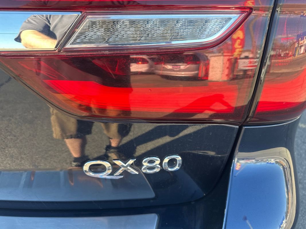 Used 2021 INFINITI QX80 Luxe image 25