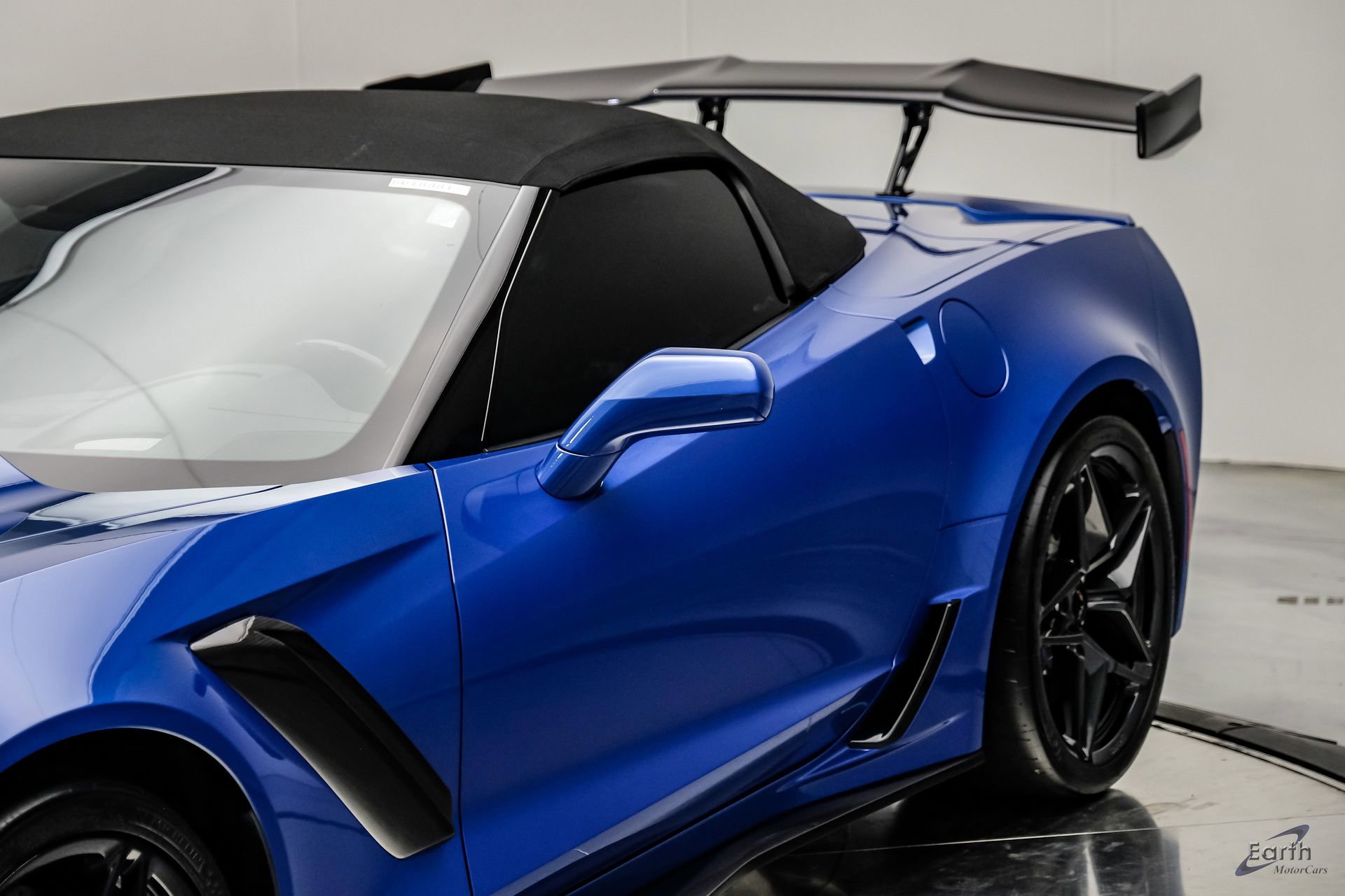 Used 2019 Chevrolet Corvette ZR1 RWD image 37