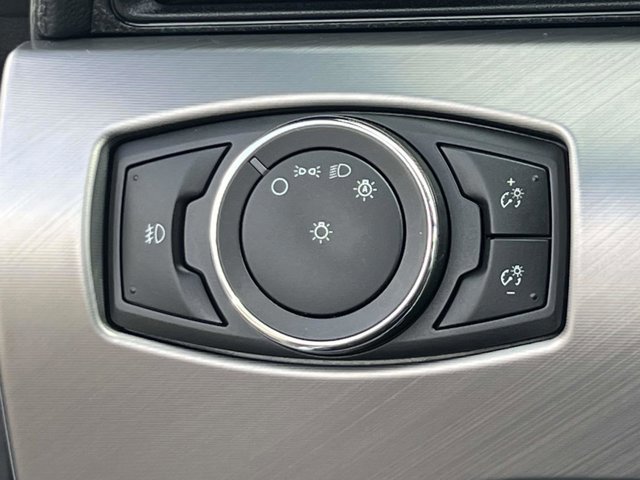 Used 2018 Ford Mustang Premium image 15