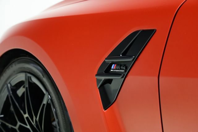Used 2021 BMW M4 Competition w/ M Carbon Exterior Package RWD image 8
