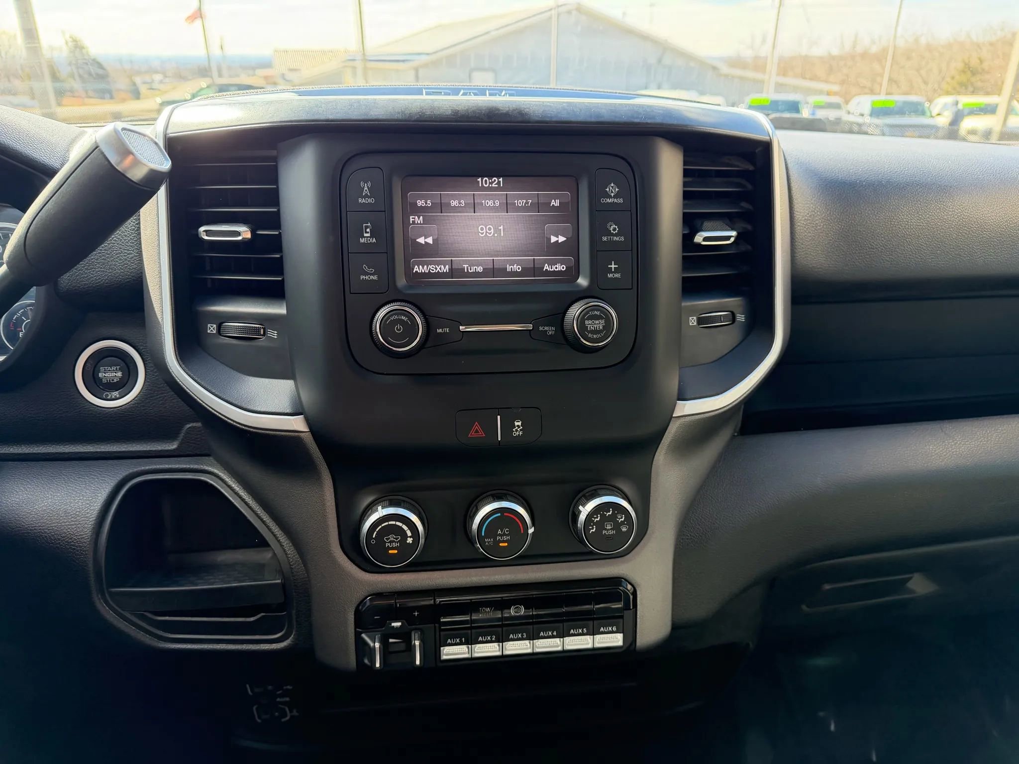 Used 2020 RAM 3500 SLT w/ Quick Order Package 2YG SLT AWD/4WD image 26
