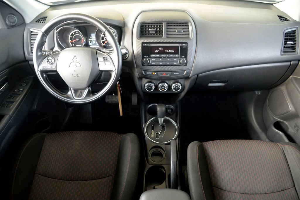 Used 2017 Mitsubishi Outlander Sport ES image 17