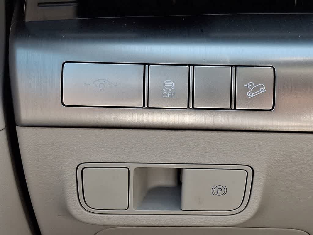 Used 2024 Hyundai Kona SEL AWD/4WD image 22