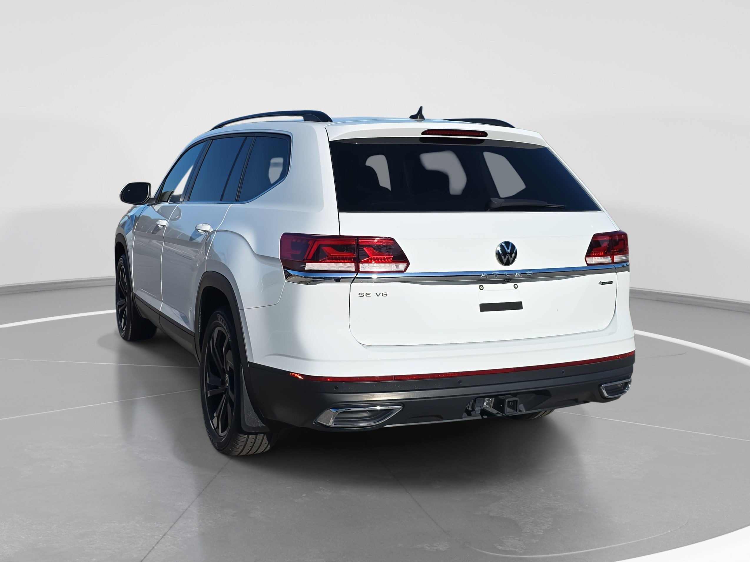 Used 2023 Volkswagen Atlas SE image 7