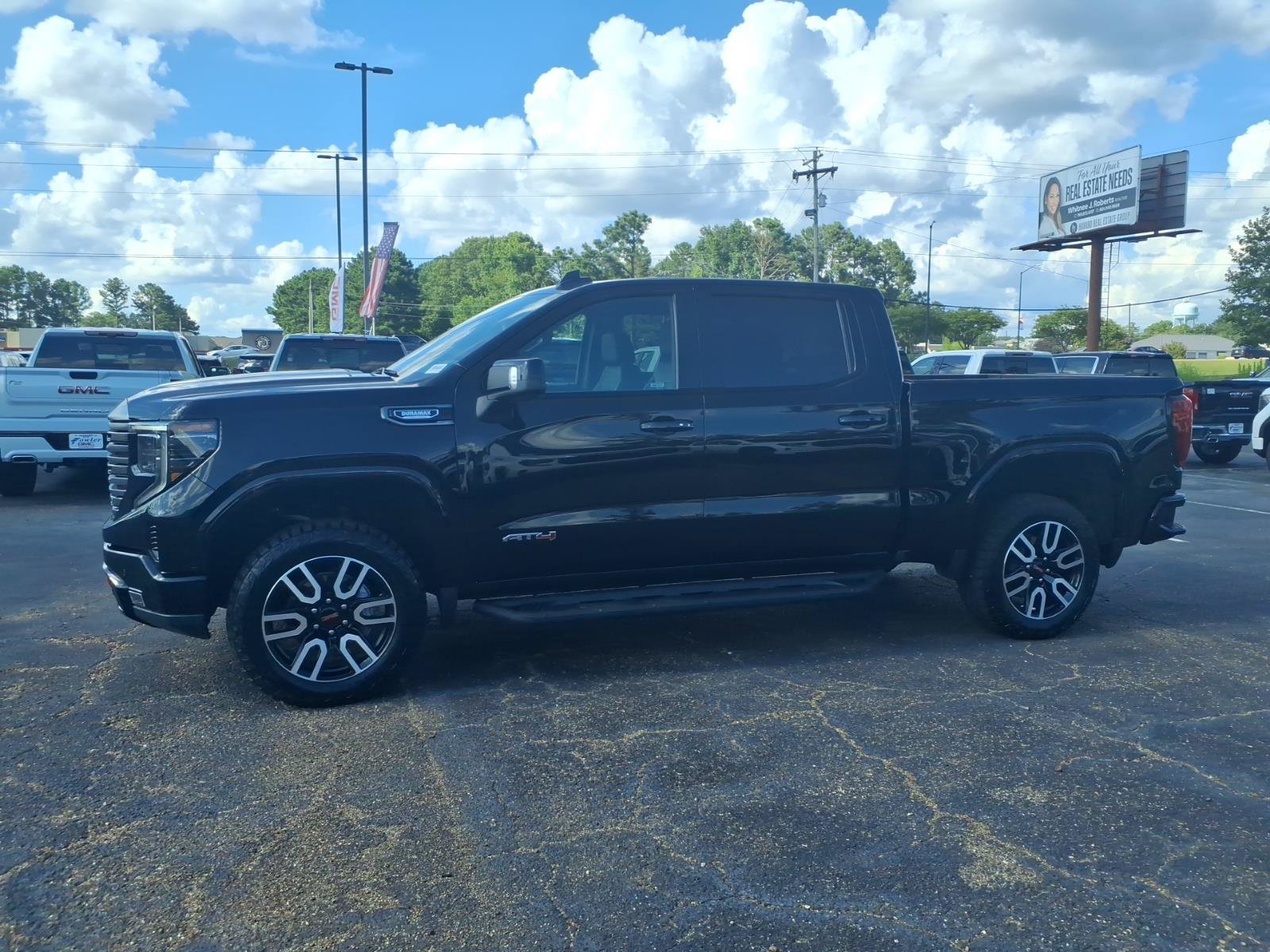 Used 2024 GMC Sierra 1500 AT4 w/ Technology Package