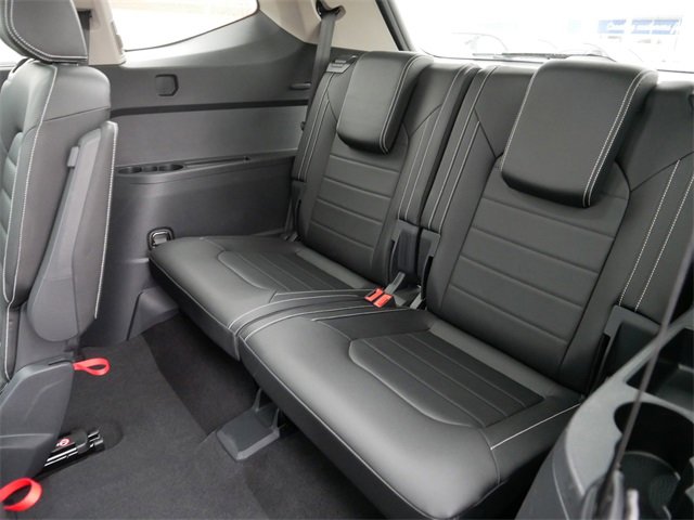 Certified 2025 Volkswagen Atlas SEL image 18