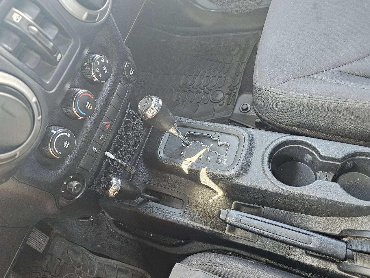 Used 2014 Jeep Wrangler Unlimited Sport w/ Quick Order Package 24S image 15