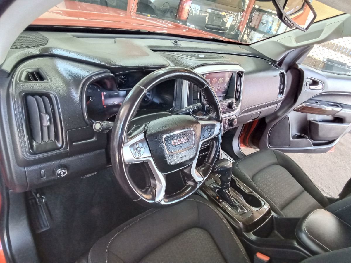 Used 2015 GMC Canyon SLE w/ SLE Convenience Package image 22